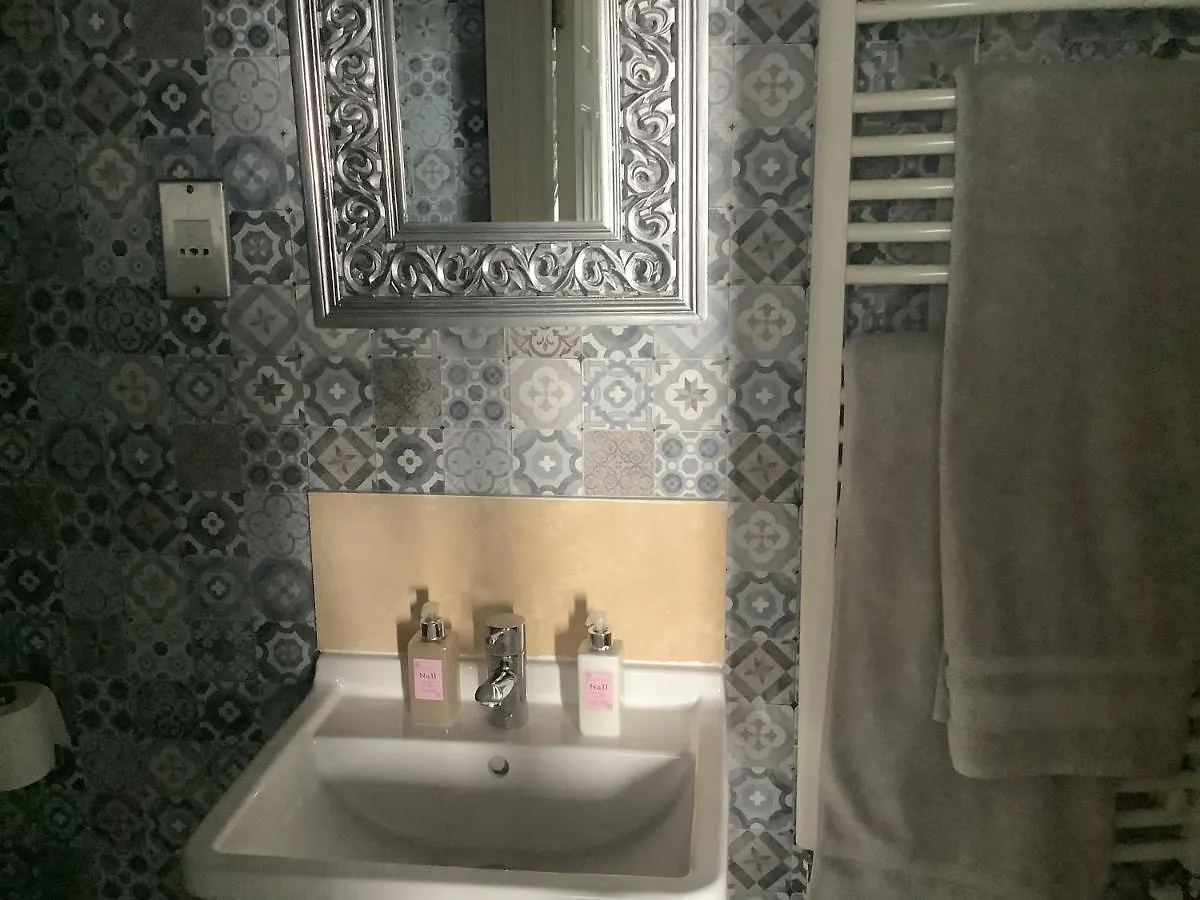 Πανσιόν A Room In The City - West Εδιμβούργο