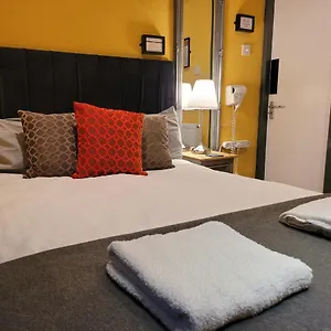 Affittacamere The - No 8, Edimburgo